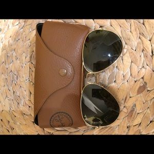 Women’s Aviator sunglasses- larger size lenses